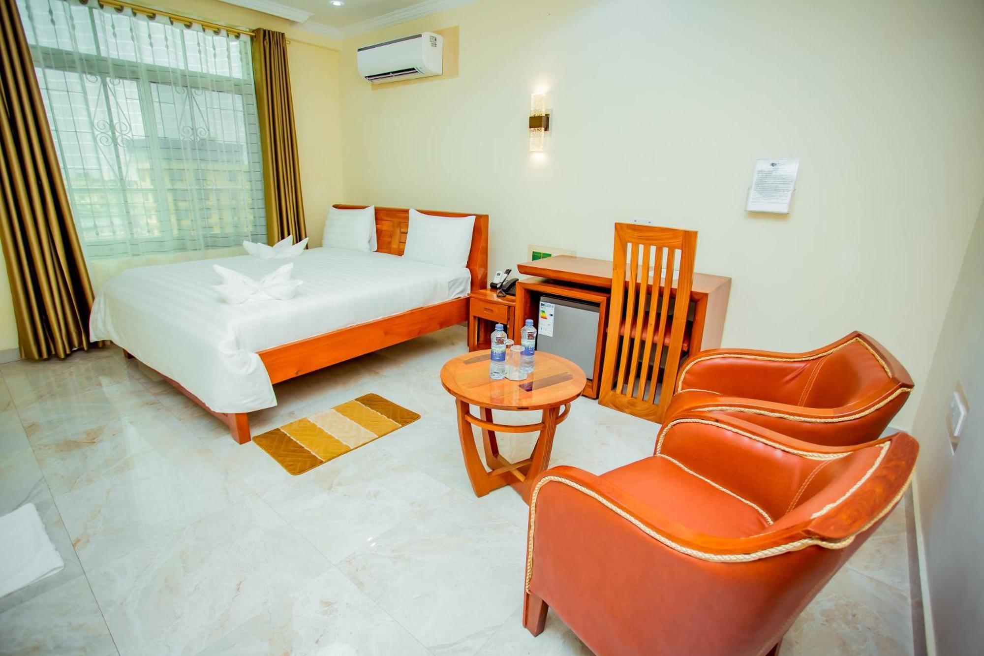 Silver Paradise Hotel Dar es Salaam Esterno foto