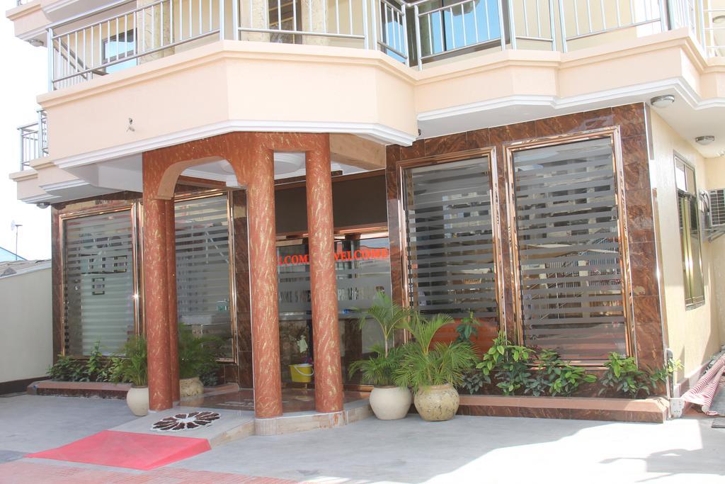 Silver Paradise Hotel Dar es Salaam Esterno foto
