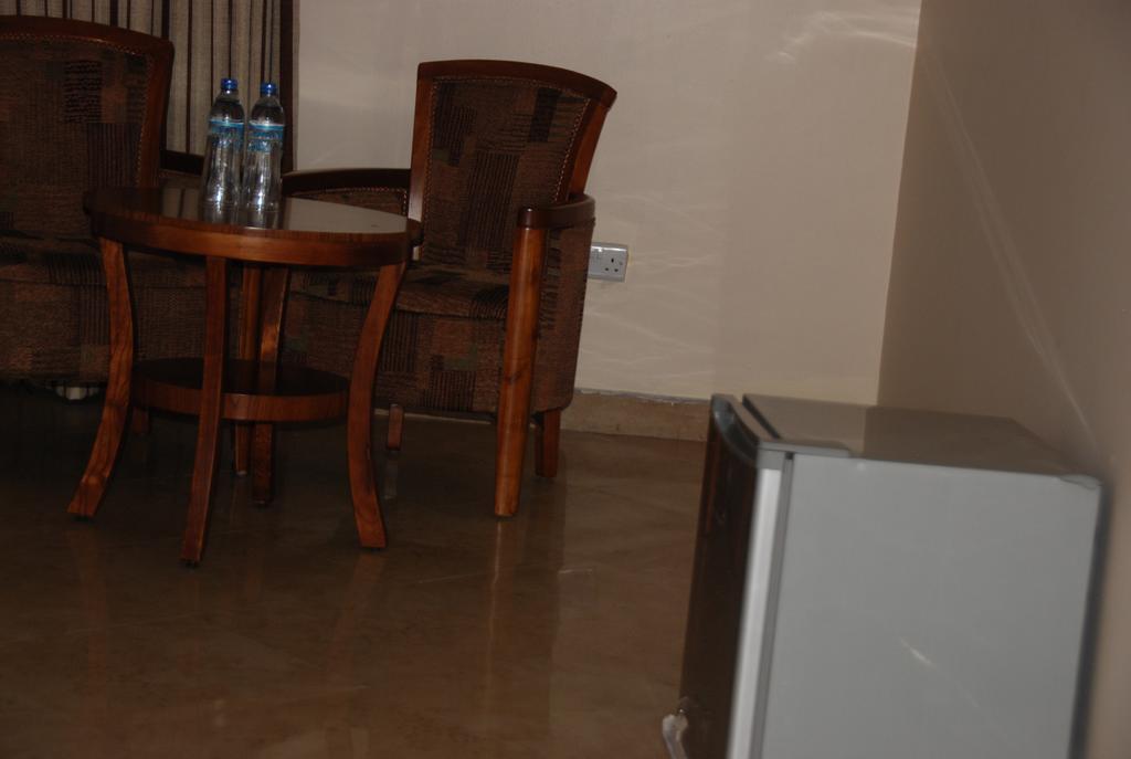 Silver Paradise Hotel Dar es Salaam Esterno foto