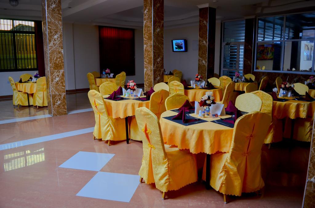 Silver Paradise Hotel Dar es Salaam Esterno foto
