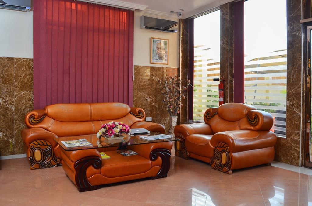Silver Paradise Hotel Dar es Salaam Esterno foto